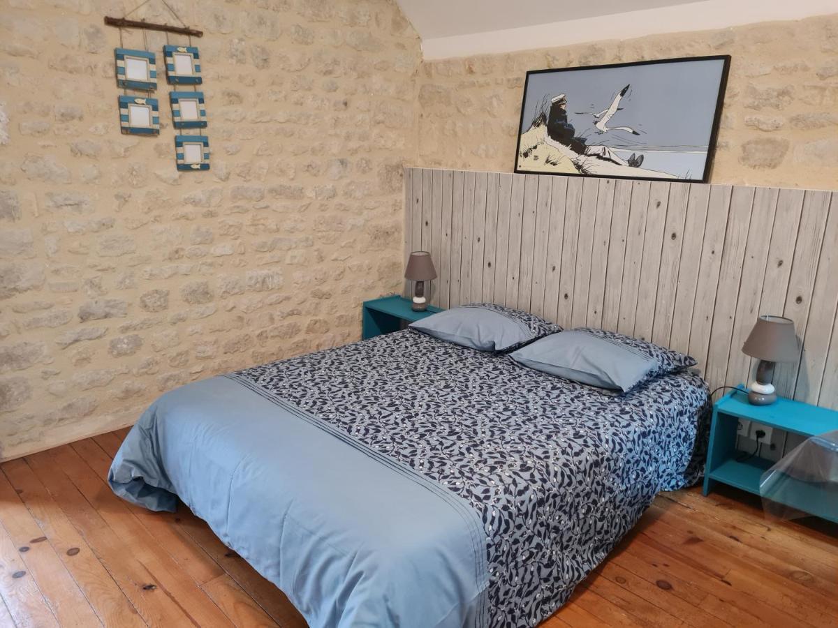 Domaine De La Cour Vautier Bed & Breakfast Mandeville-en-Bessin Exterior photo