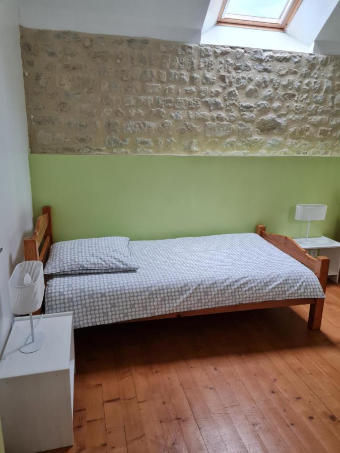 Domaine De La Cour Vautier Bed & Breakfast Mandeville-en-Bessin Exterior photo