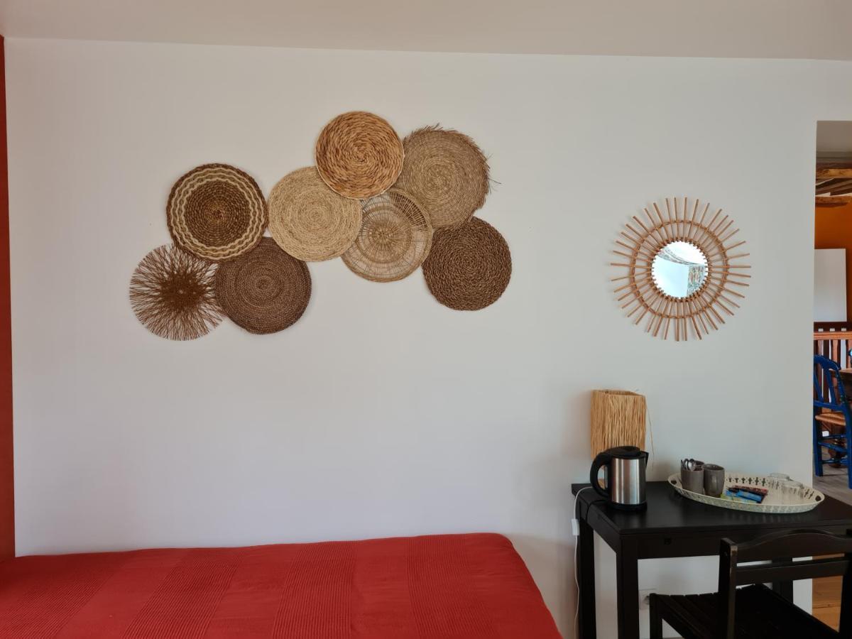 Domaine De La Cour Vautier Bed & Breakfast Mandeville-en-Bessin Exterior photo
