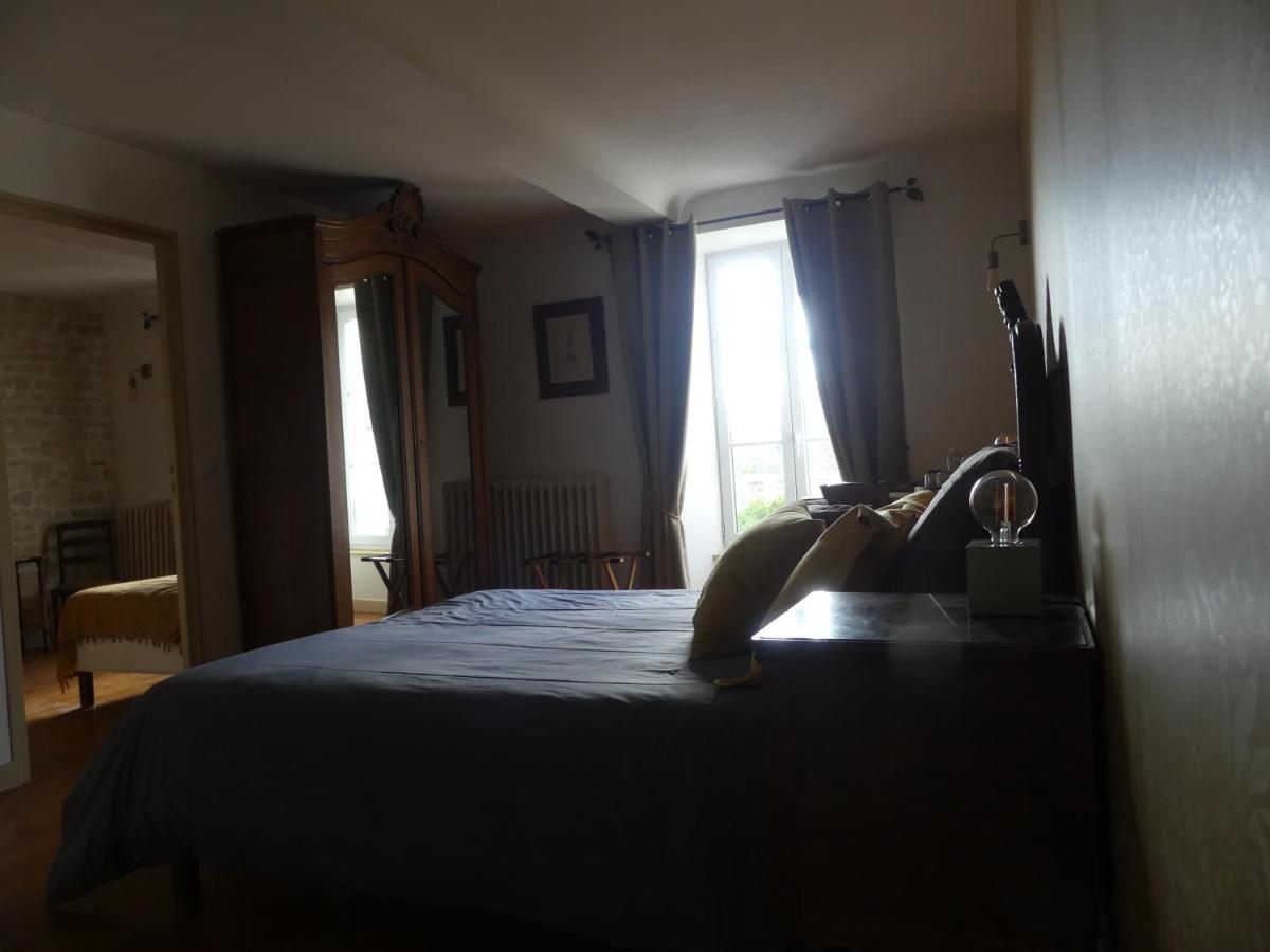 Domaine De La Cour Vautier Bed & Breakfast Mandeville-en-Bessin Exterior photo
